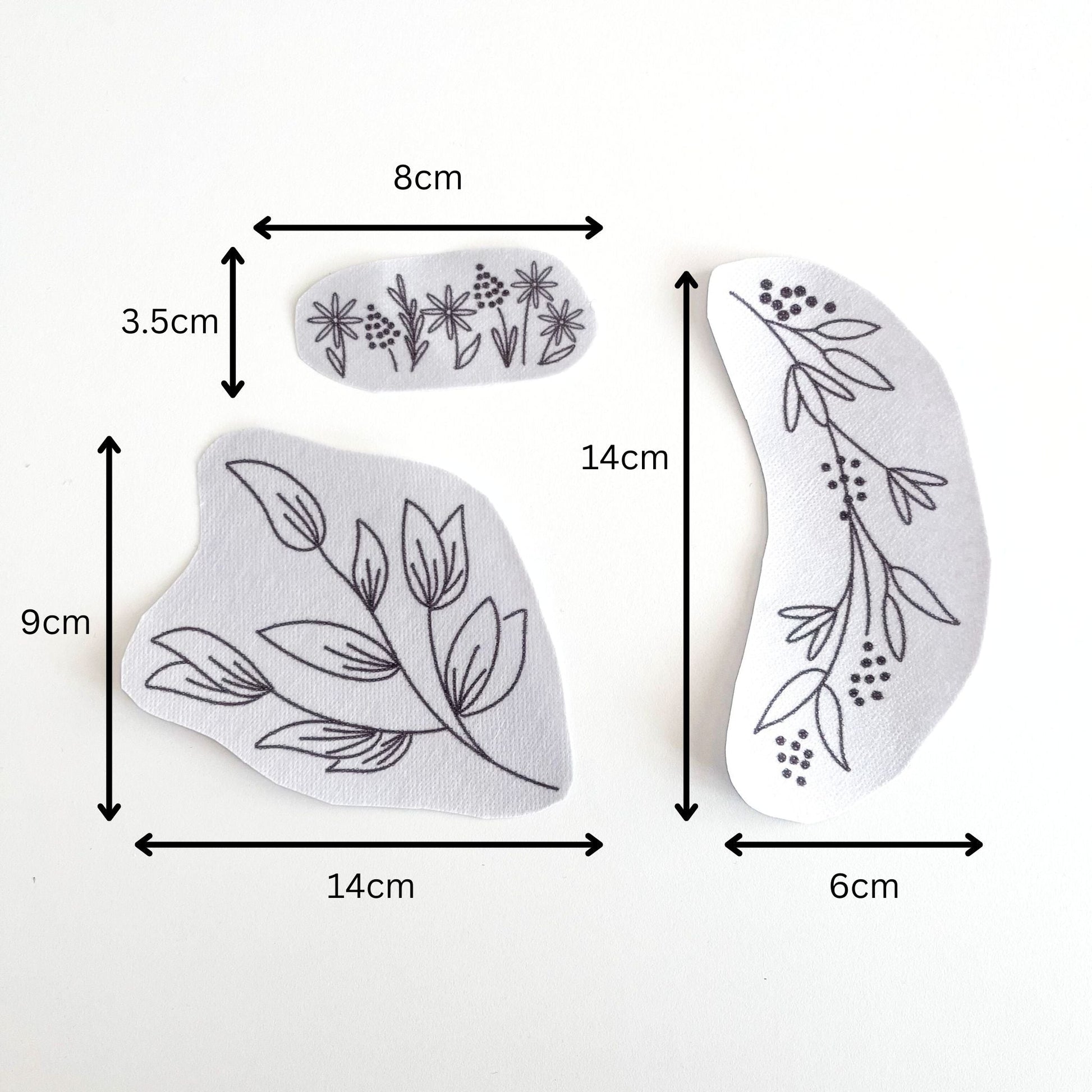 image demonstrates size of each design. Inside pocket: 3.5cm X 8cm. Front pocket: 6cm x 14cm, back pocket 9cm x 14cm